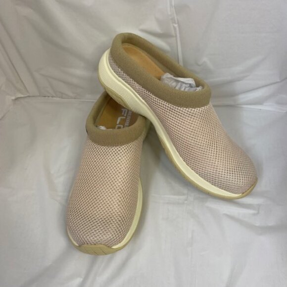 Merrell Woman’s clogs, Encore Breeze 5, Beige Casual shoes, Size 8.5M(NEW) - Picture 1 of 9